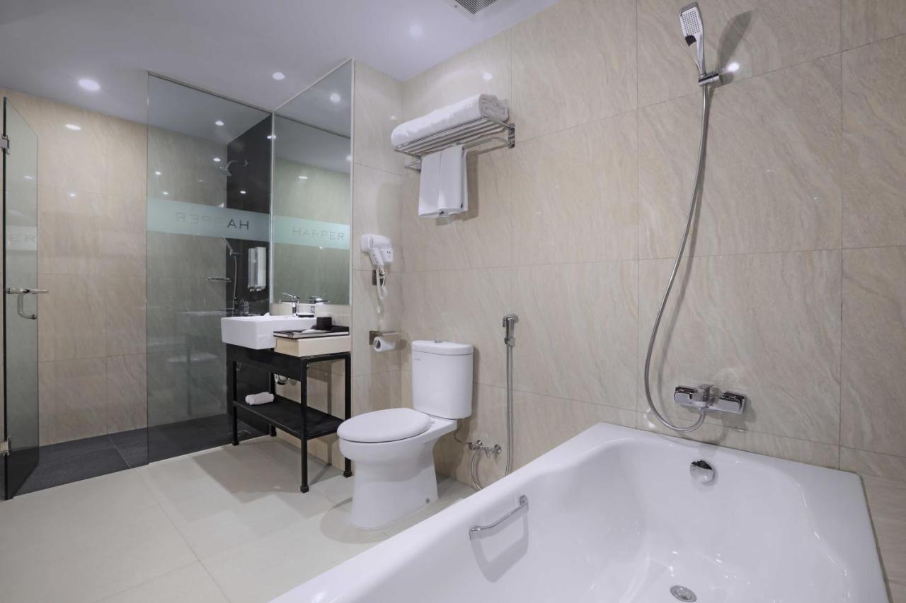 Hotel Harper Wahid Hasyim Medan By Aston Exterior foto